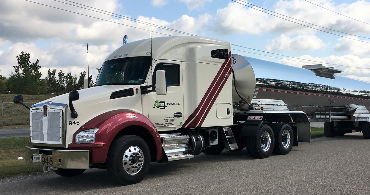 AG Trucking Maintains High Driver Satisfaction with Kenworth T880s