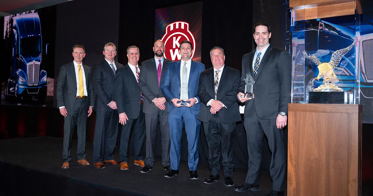 MHC Kenworth – Colorado Receives Prestigious 2021 Kenworth Dealer of the Year Award