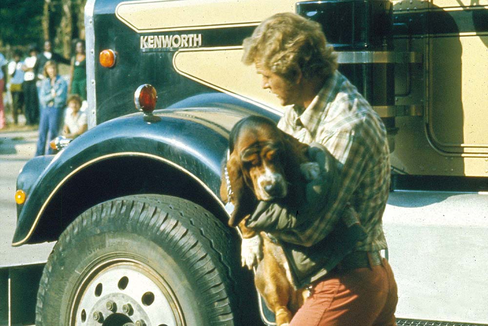 thumbnail image 2 of Smokey And The Bandit (Special Edition) DVD – Burt Reynolds, Sally Field 2 of 5